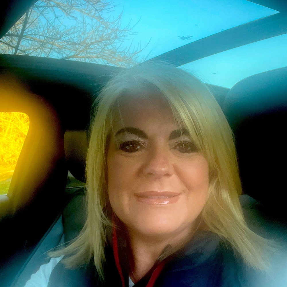 Meet your Posher, Tina